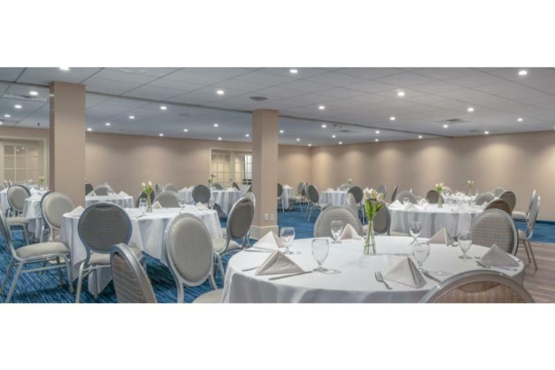 Holiday Inn Cape Cod - Hyannis By Ihg Exterior foto